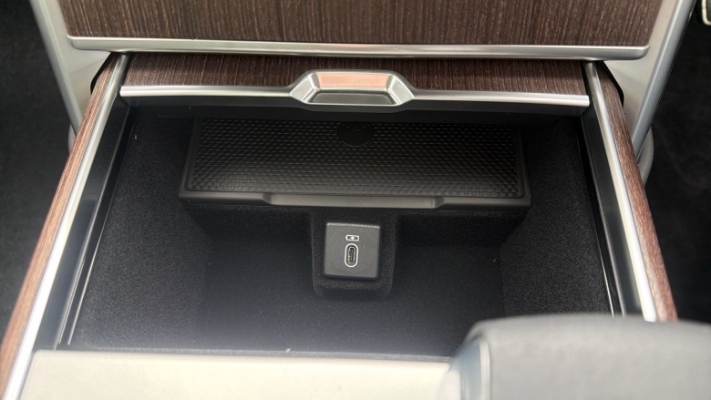 Land Rover Range Rover 3.0 P460e SE 4dr Auto Estate